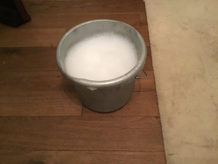 buckets.jpg