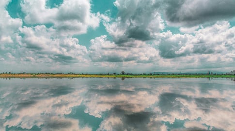 mehdi-messrro-TKlxhlRdj9A-unsplash