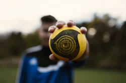 spikeball-7f_4Ccbp5X4-unsplash