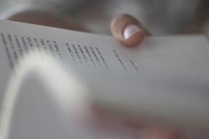 valentin-salja-5DD-zrySSXc-unsplash