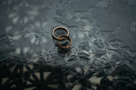 zoriana-stakhniv-PUVgHyBgZn8-unsplash